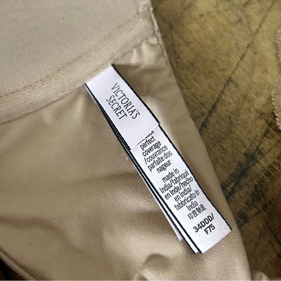 Victoria’s Secret Nude Lace Back Bra 34DDD Front Clasp Good Preworn Condition - Picture 8 of 8